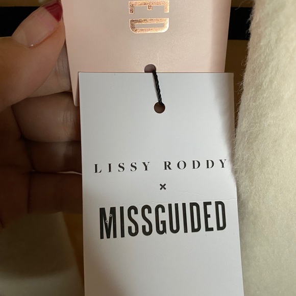 Missguided Cream Long Coat - Picture 5 of 6